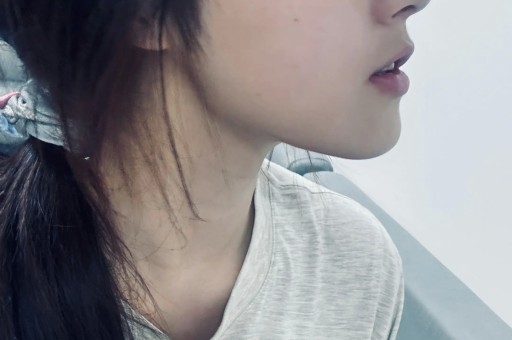 明星婚内出轨：捞钱第一离婚第二